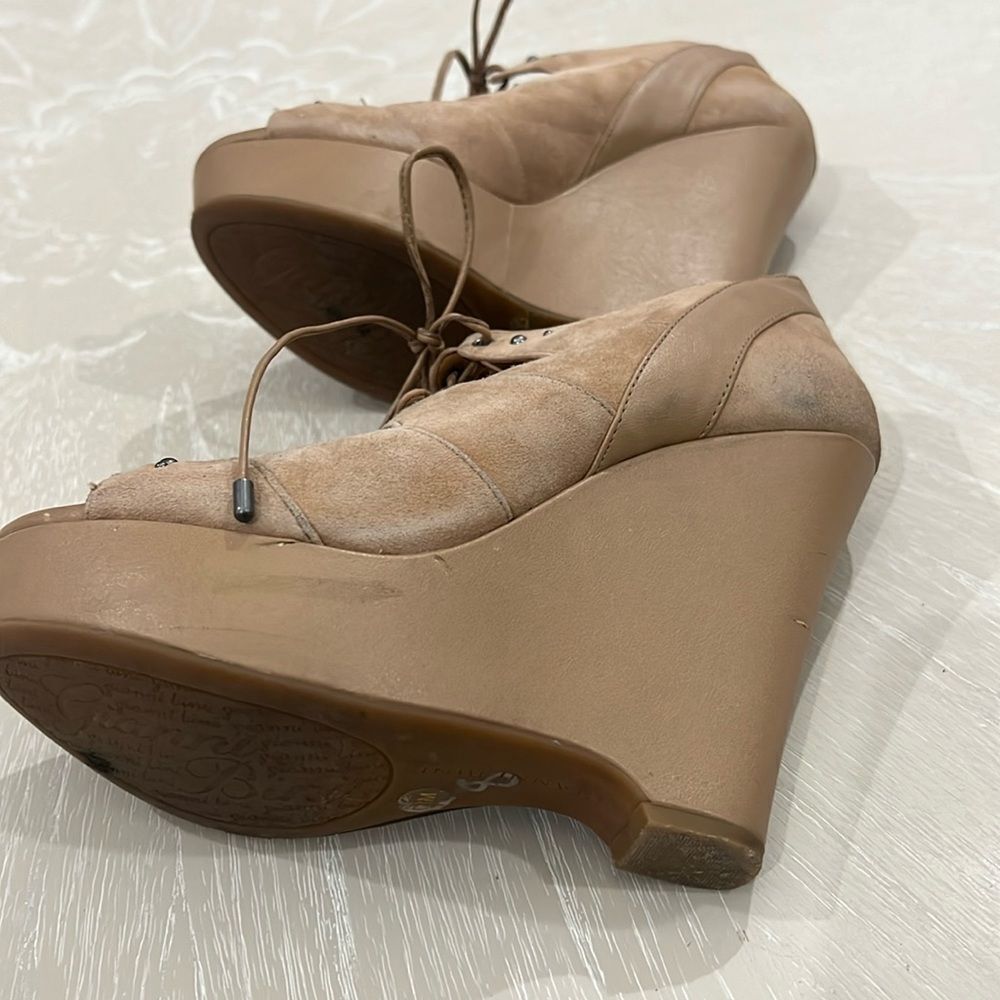 Gianni Bini Lace Up Strappy Wedges Size 8 - Picture 6 of 9
